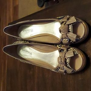 Women's Sperry Topsider peep toe shoe